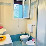 Lejlighed Bright Flat With Shared Swimming Pool *