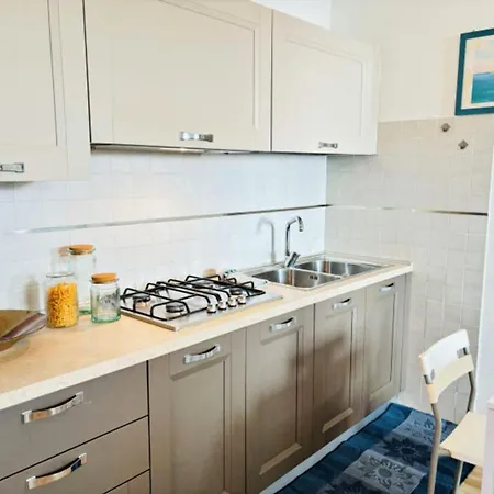 Apartment Bright With Terrace And Shared Swimming Pool - Beahost *