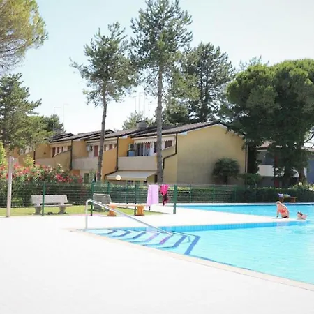 Bright Flat With Shared Swimming Pool * Bibione
